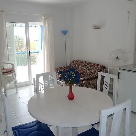 Residencial Calablanca 아파트 *